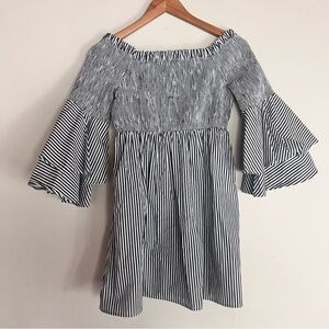 Smocked Off Shoulder Scrunched Tiered- Long Sleeve Babydoll Short Dress Sz Small